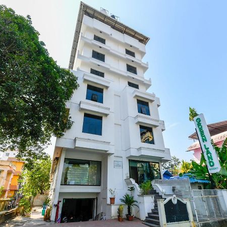 Oyo 11309 Hotel Green Land Residency Kochi Екстер'єр фото