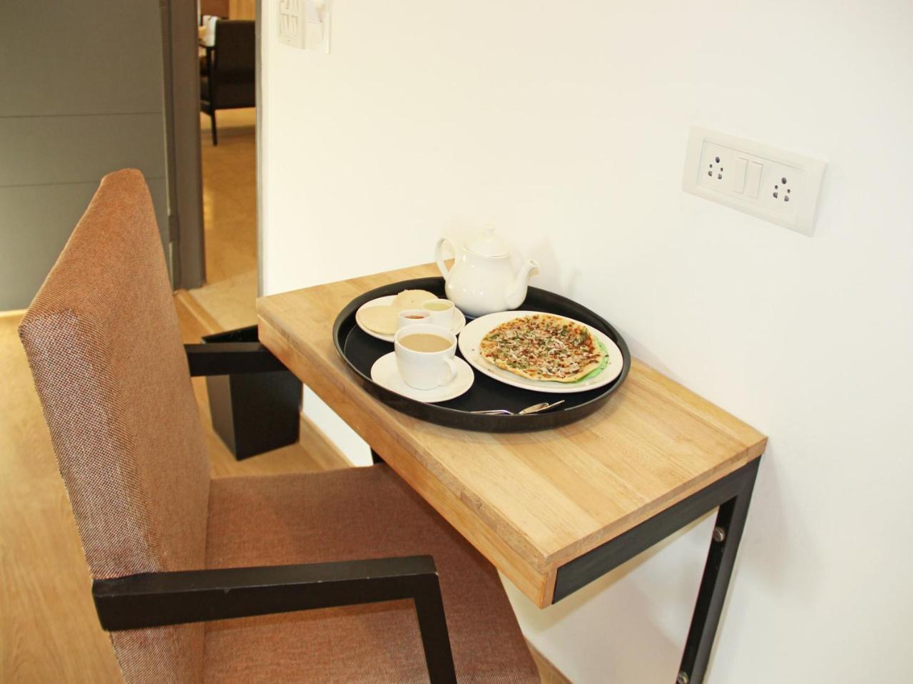Oyo 11309 Hotel Green Land Residency Kochi Екстер'єр фото